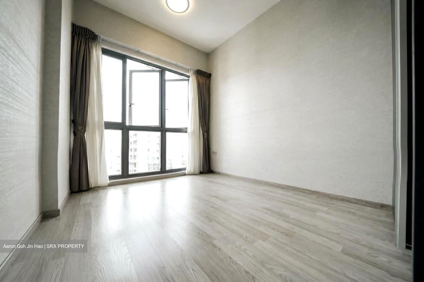 Lakeville (D22), Condominium #628916961